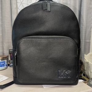 Michael Kors Cooper large backpack NWT